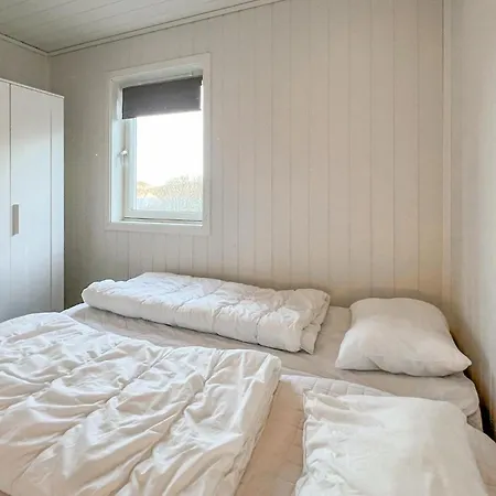 Holiday home Awesome In With House Sea View